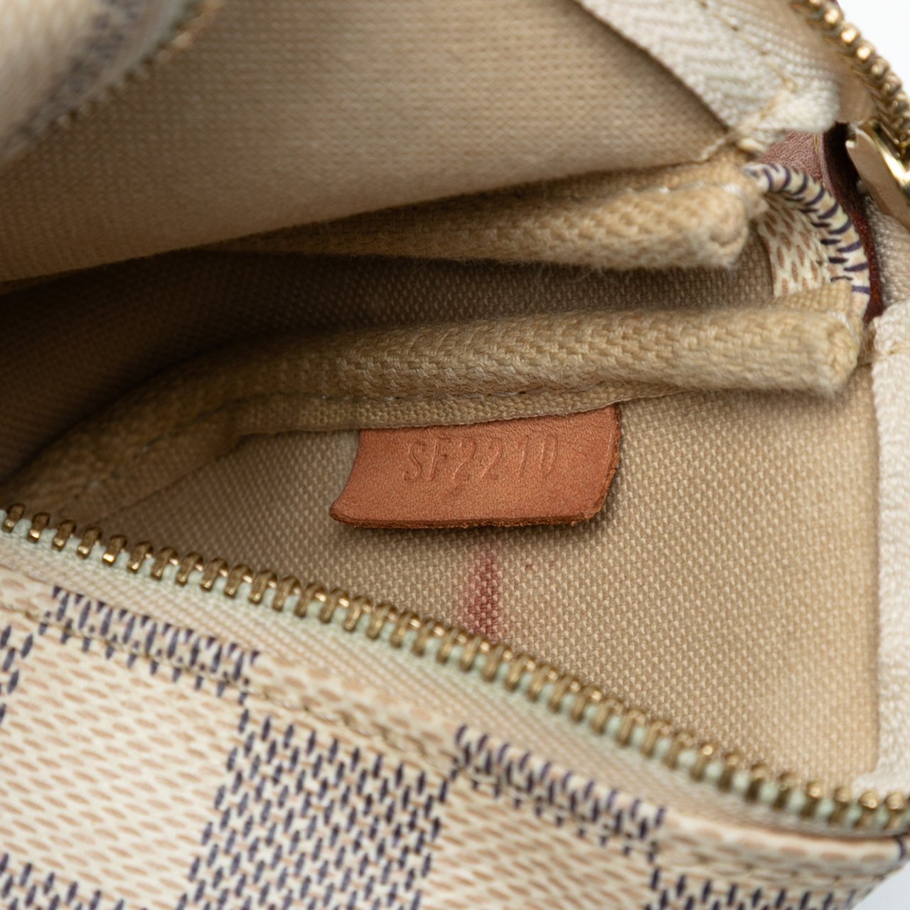 Louis Vuitton Damier Azur Mini Pochette Accessoires Wit