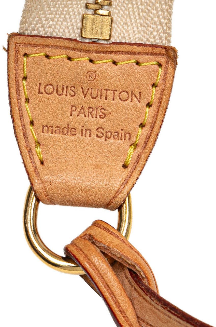 Louis Vuitton Damier Azur Pochette Accessoires Wit