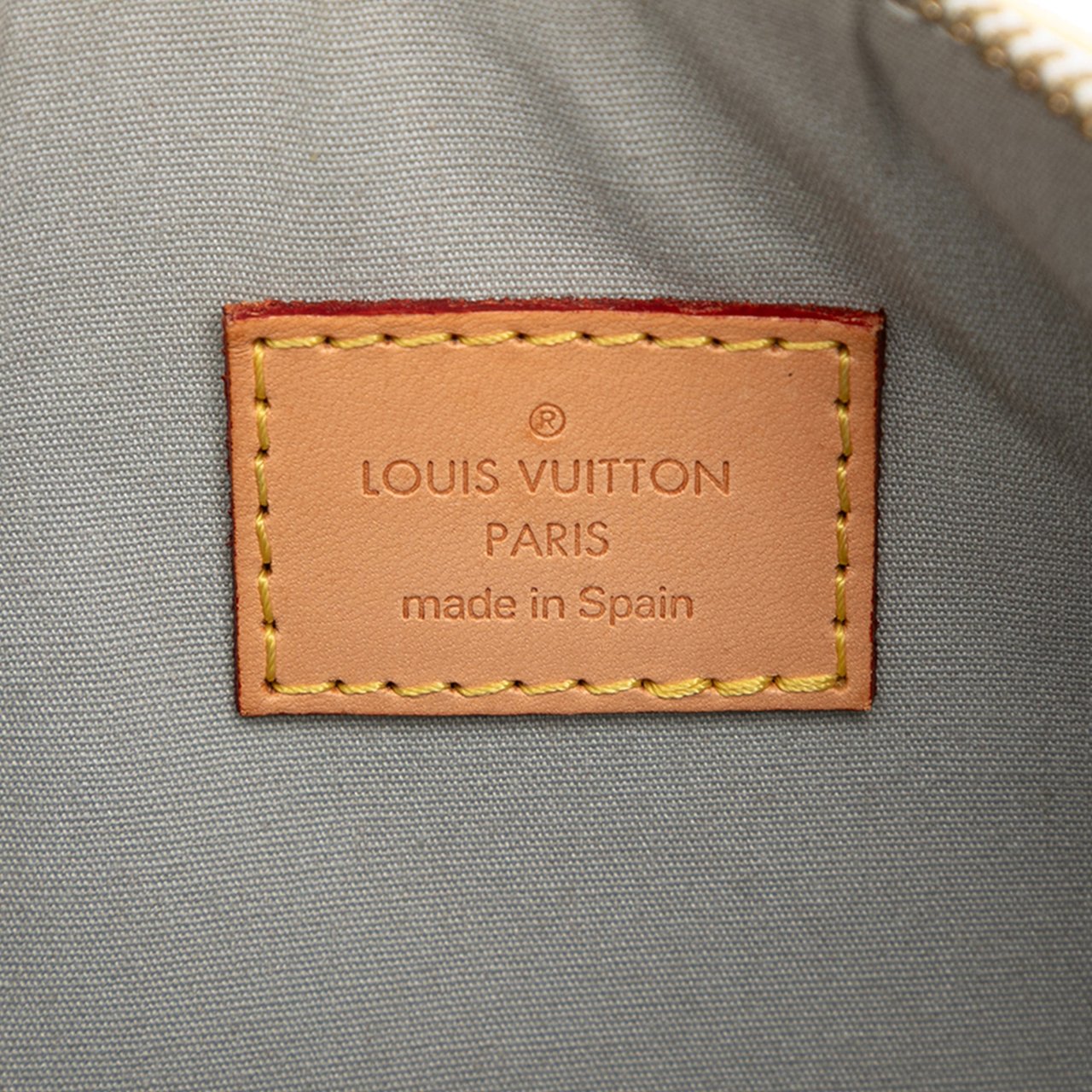 Louis Vuitton Monogram Vernis Mallory Square Wit