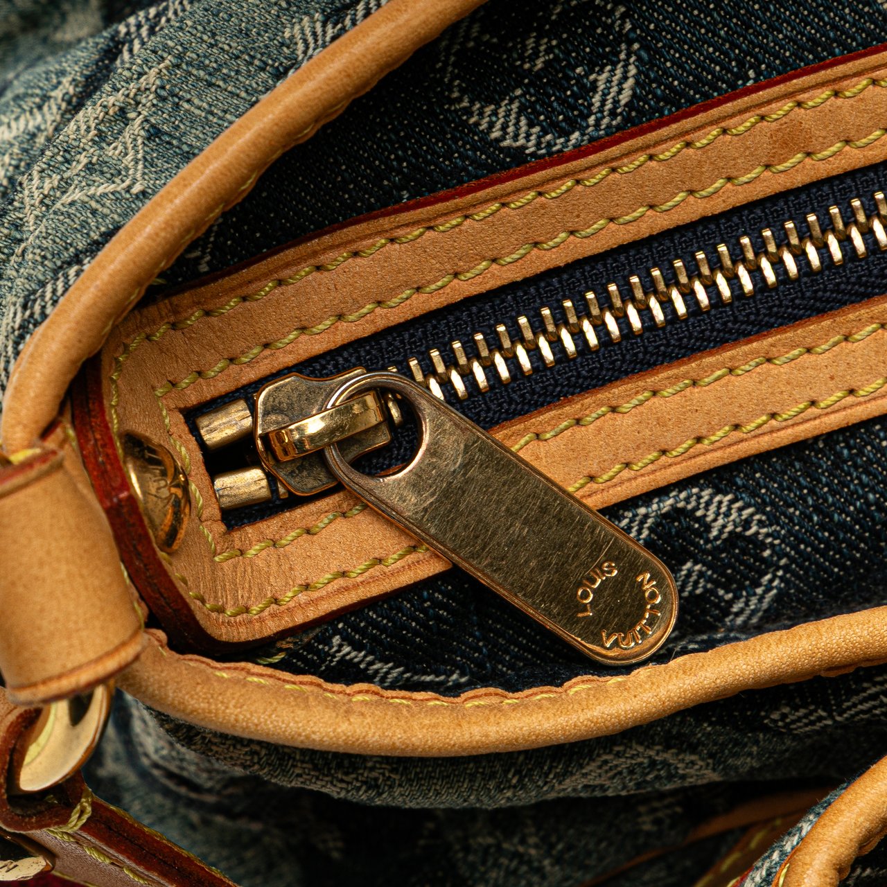 Louis Vuitton Monogram Denim Porte Epaule Raye Cabas MM Blauw