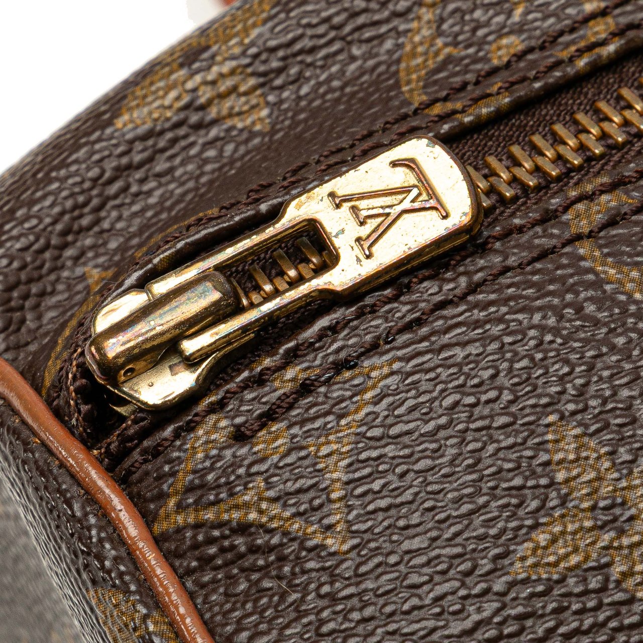 Louis Vuitton Monogram Papillon 26 Bruin