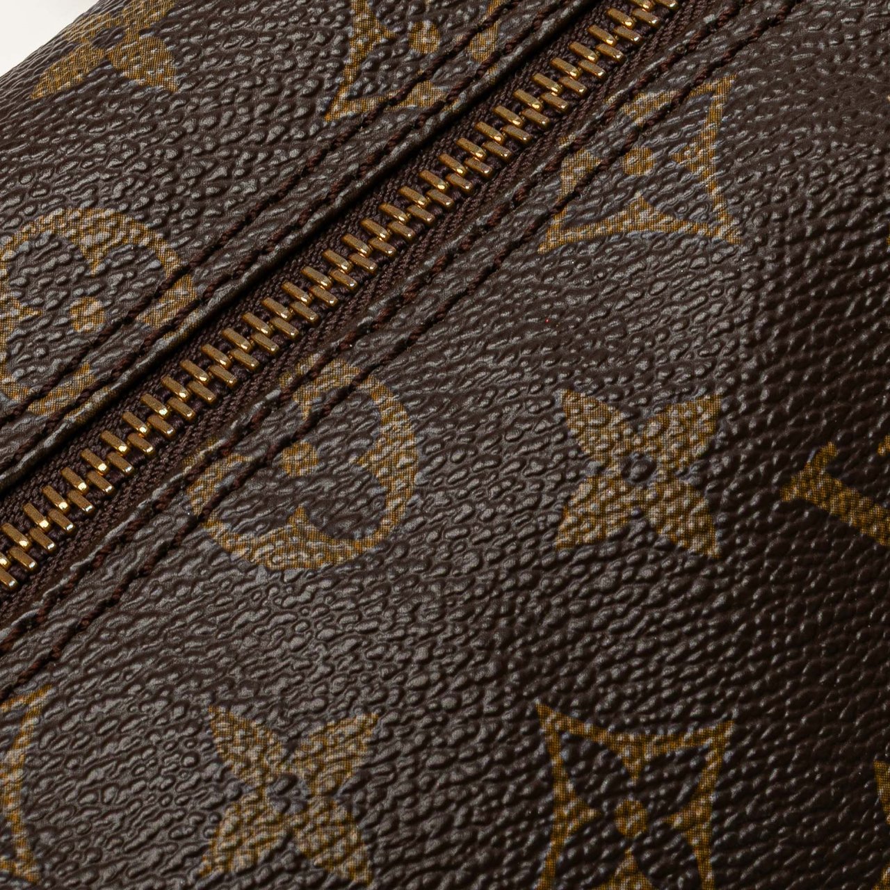 Louis Vuitton Monogram Papillon 26 Bruin
