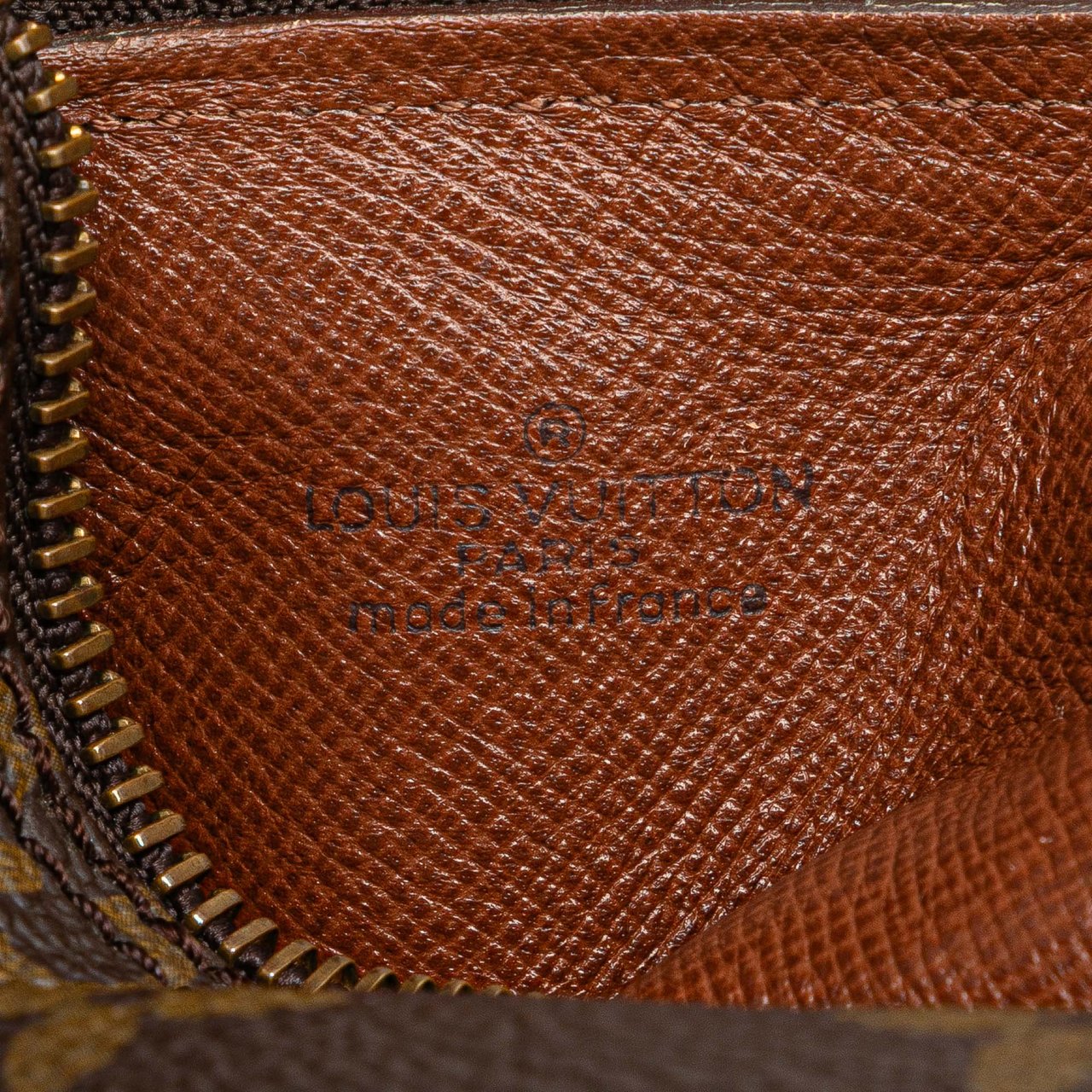 Louis Vuitton Monogram Papillon 26 Bruin