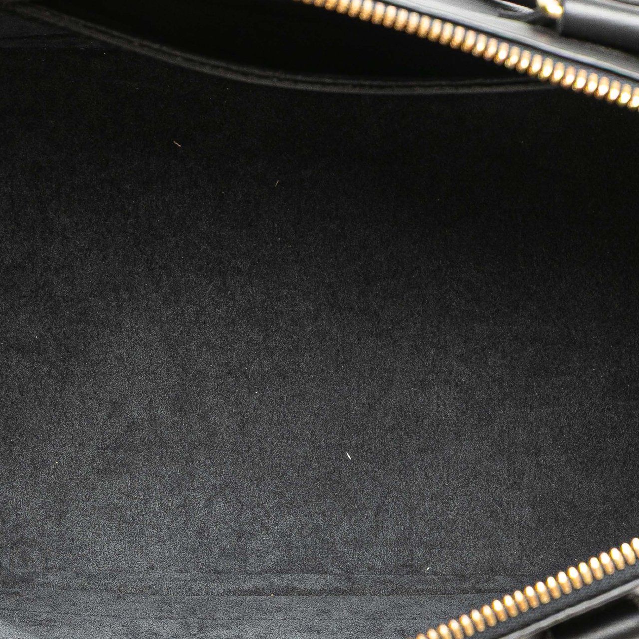 Louis Vuitton Epi Alma PM Zwart