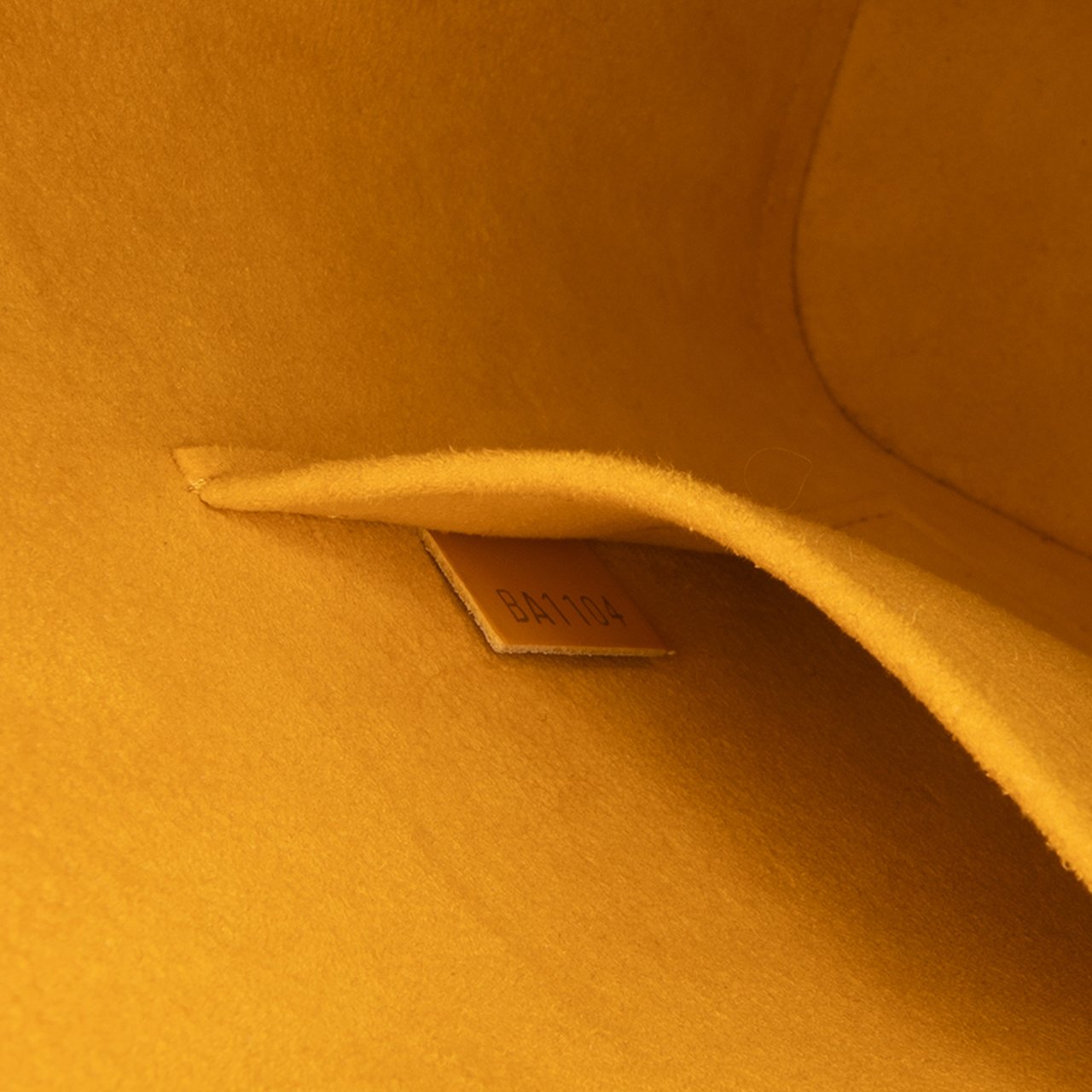 Louis Vuitton Epi Alma PM Oranje