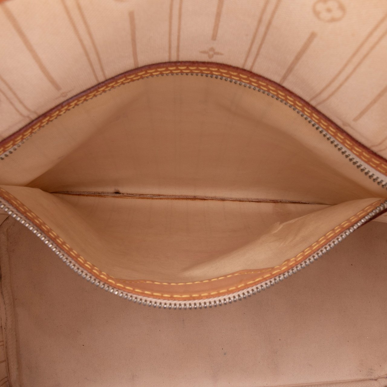 Louis Vuitton Damier Azur Neverfull MM Wit