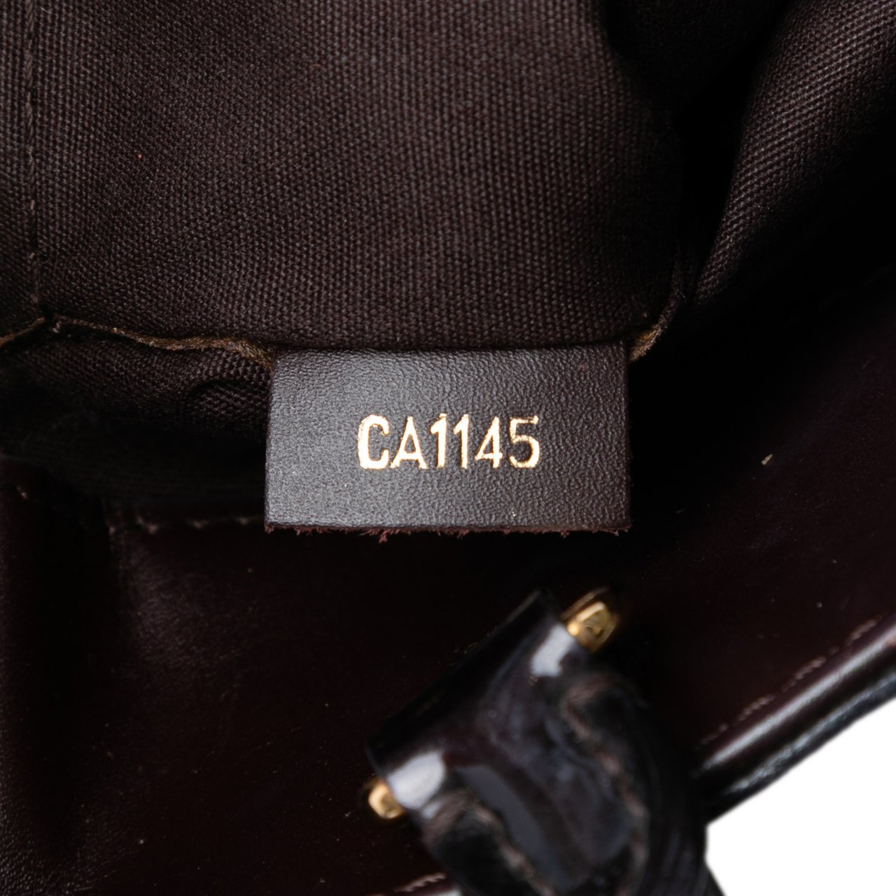 Louis Vuitton Monogram Vernis Montaigne MM Paars