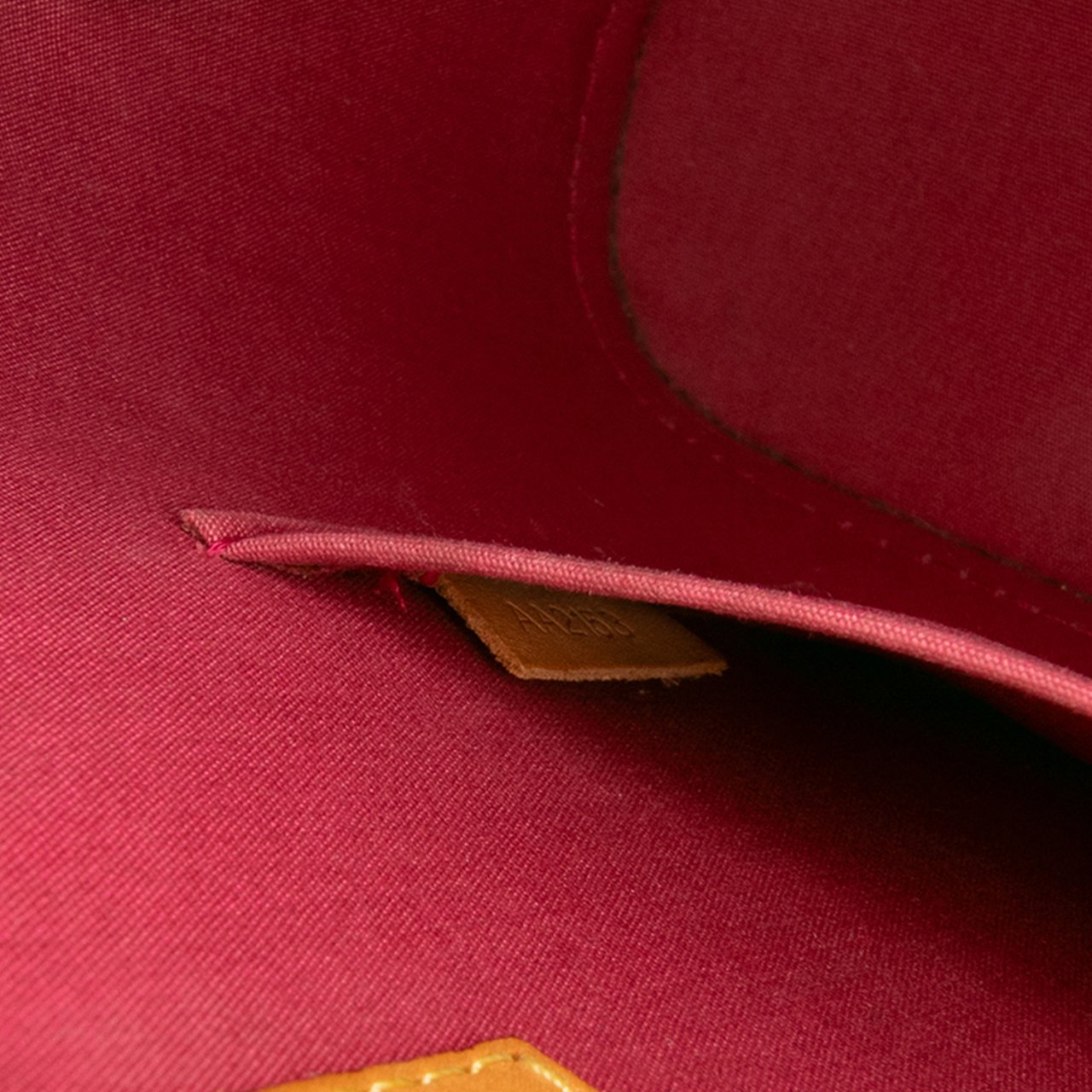 Louis Vuitton Monogram Vernis Alma BB Rood