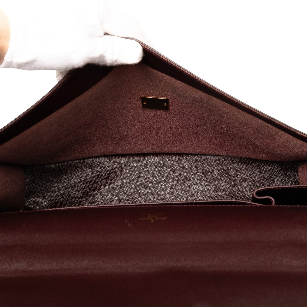 Louis Vuitton Taiga Porte-Documents Angara Bruin