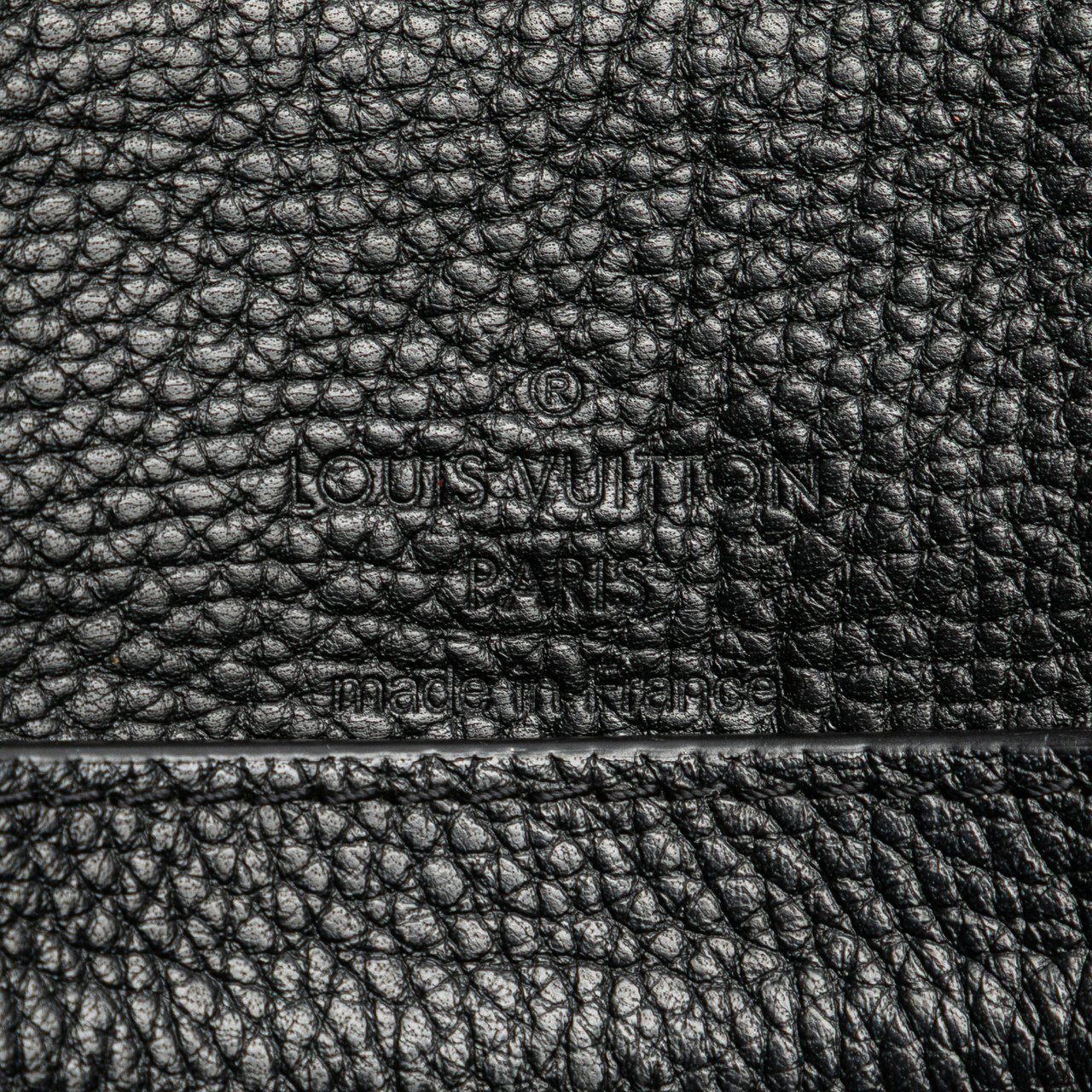 Louis Vuitton Taurillon Serviette Dorian Briefcase Zwart