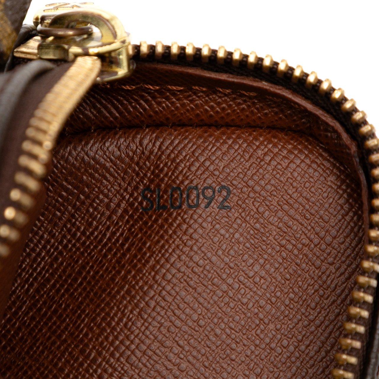 Louis Vuitton Monogram Danube Bruin