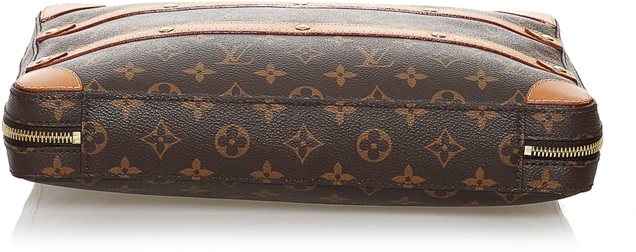 Louis Vuitton Monogram Soft Trunk Messenger Bruin