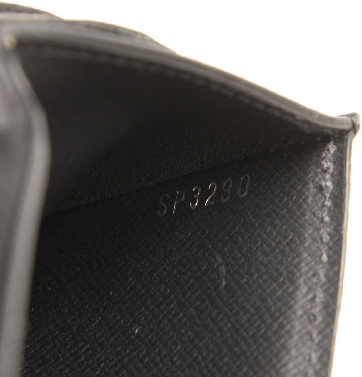Louis Vuitton Monogram Pastel Cross Card Holder Zwart