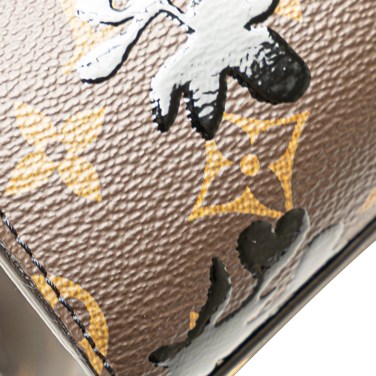 Louis Vuitton Monogram City Steamer Blossom MM Bruin