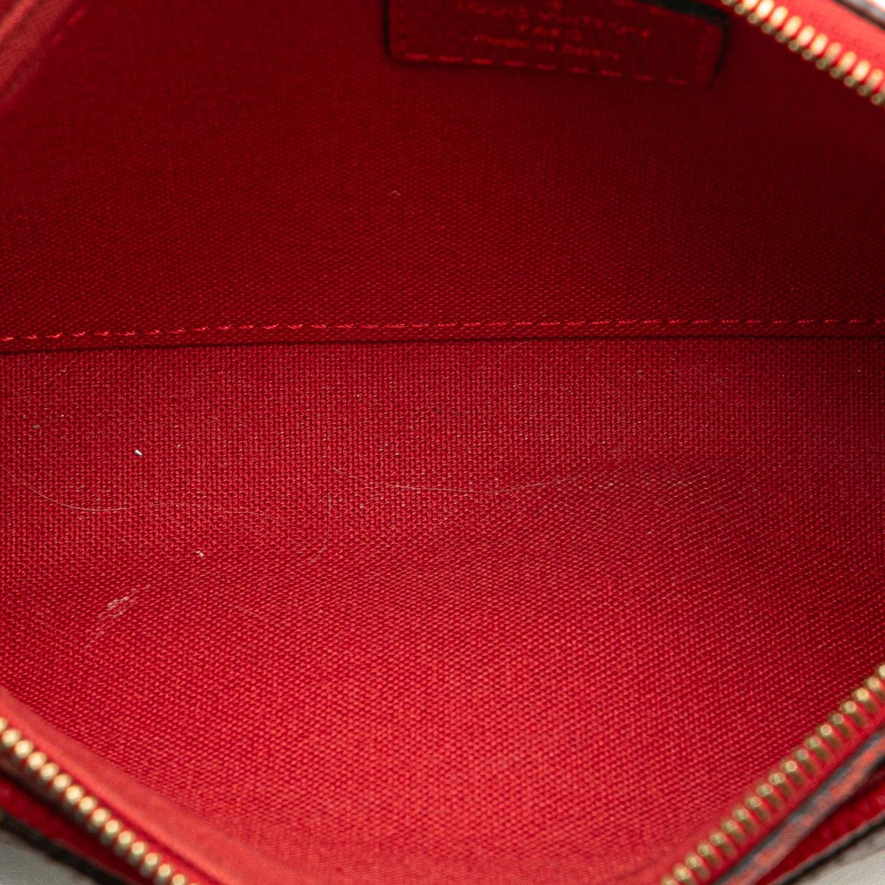 Louis Vuitton Monogram Pallas Clutch Bruin