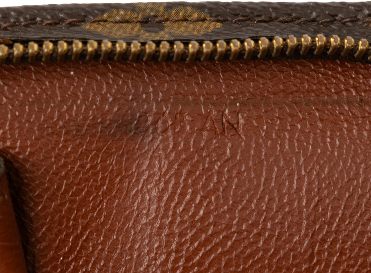 Louis Vuitton Monogram Toiletry Pouch 26 Bruin