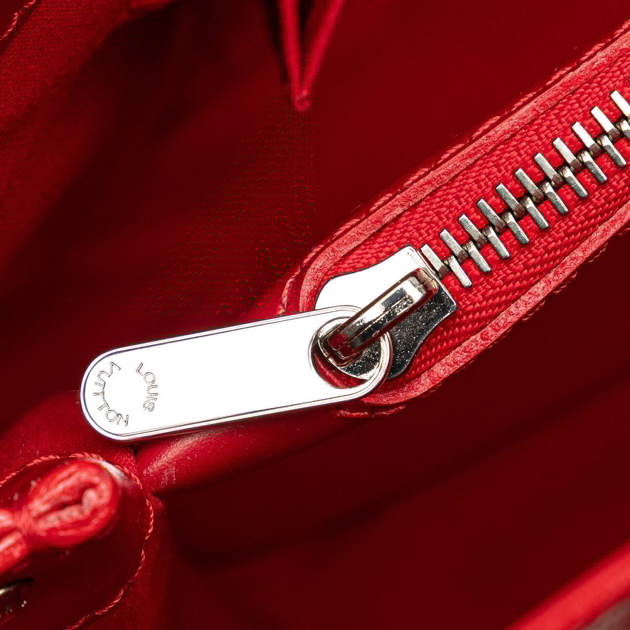Louis Vuitton Epi Passy PM Rood