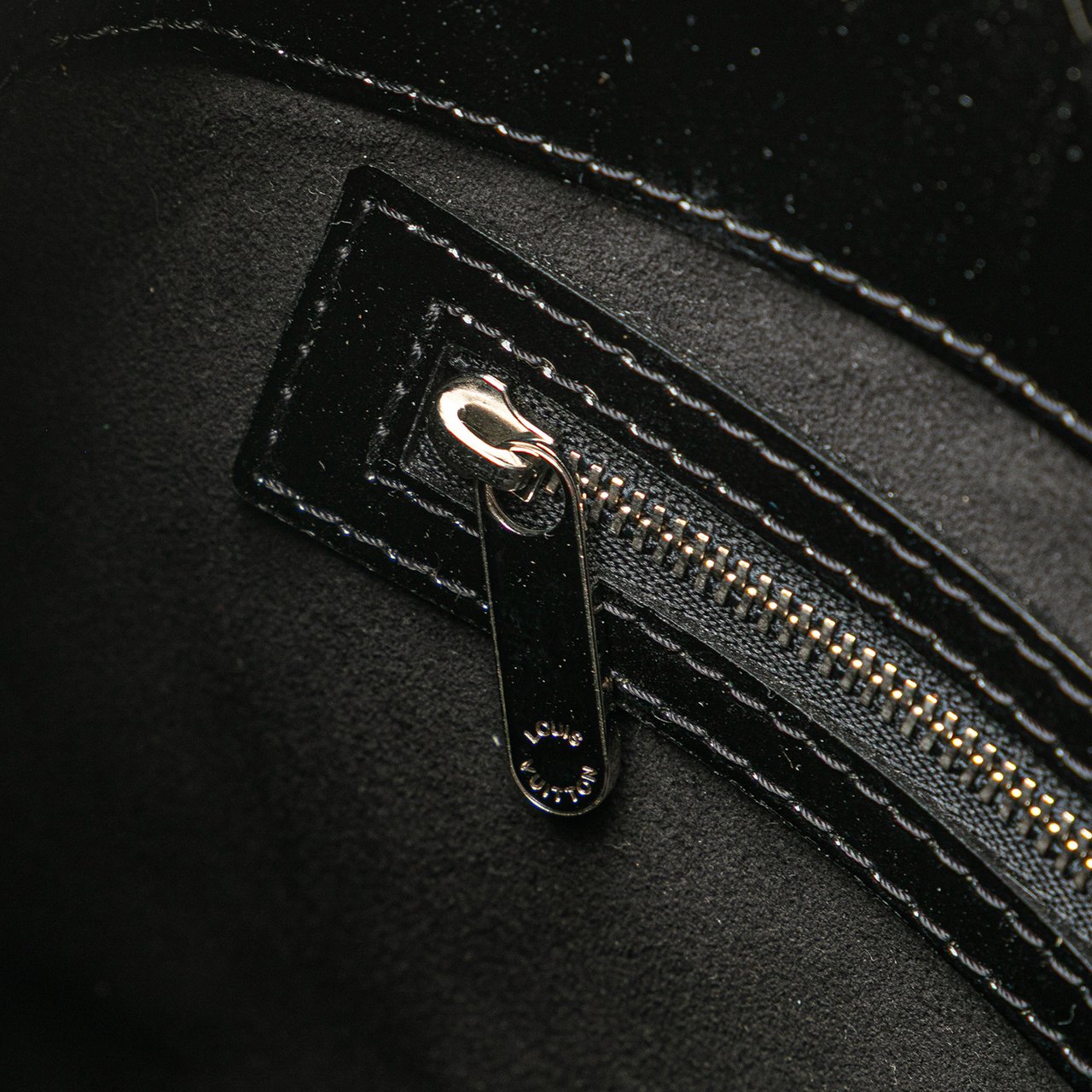 Louis Vuitton Electric Epi Mirabeau PM Zwart