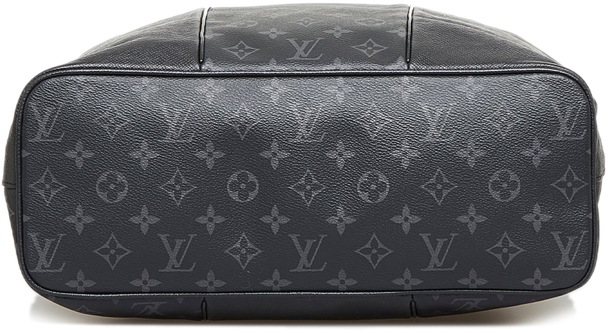 Louis Vuitton Taigarama Outdoor Tote Zwart