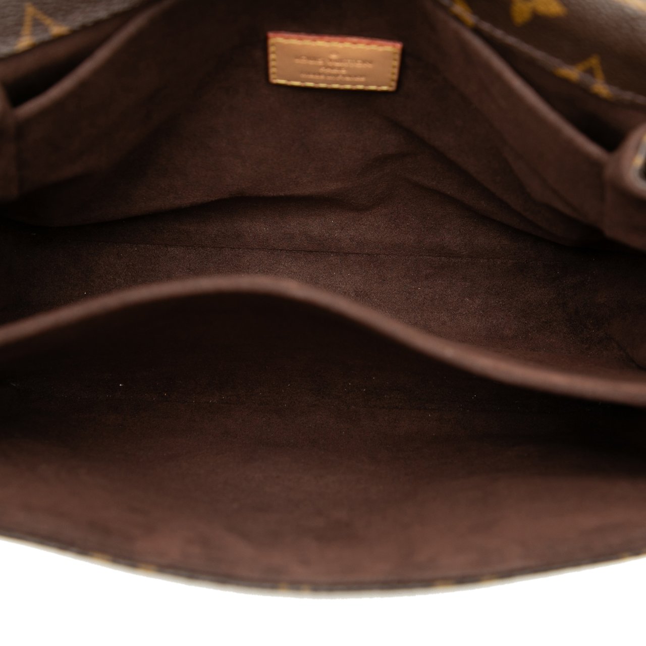 Louis Vuitton Monogram Pochette Metis Bruin