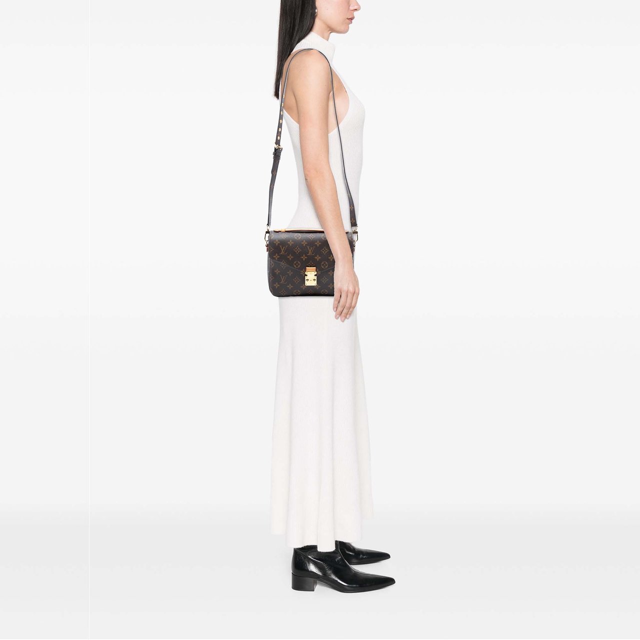 Louis Vuitton Monogram Pochette Metis Bruin