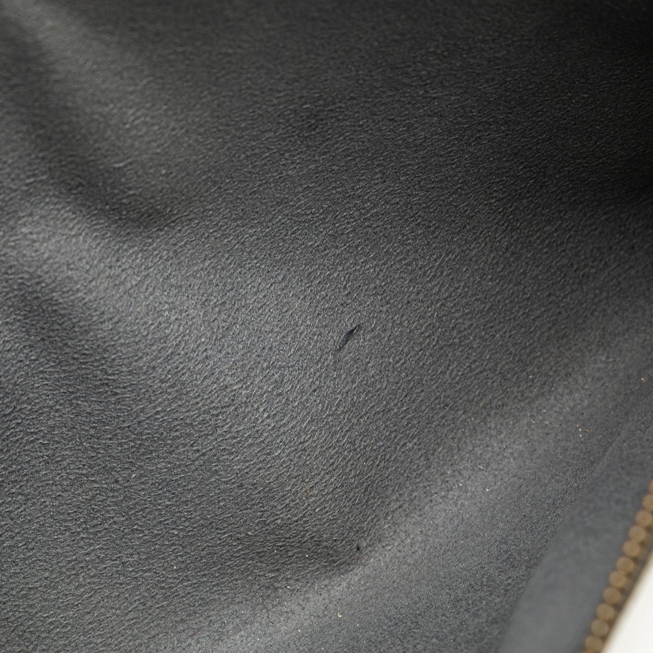 Louis Vuitton Epi Pochette Accessoires Zwart