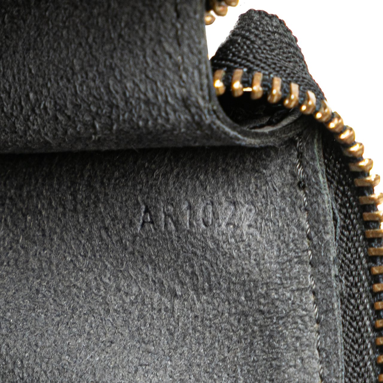 Louis Vuitton Epi Pochette Accessoires Zwart