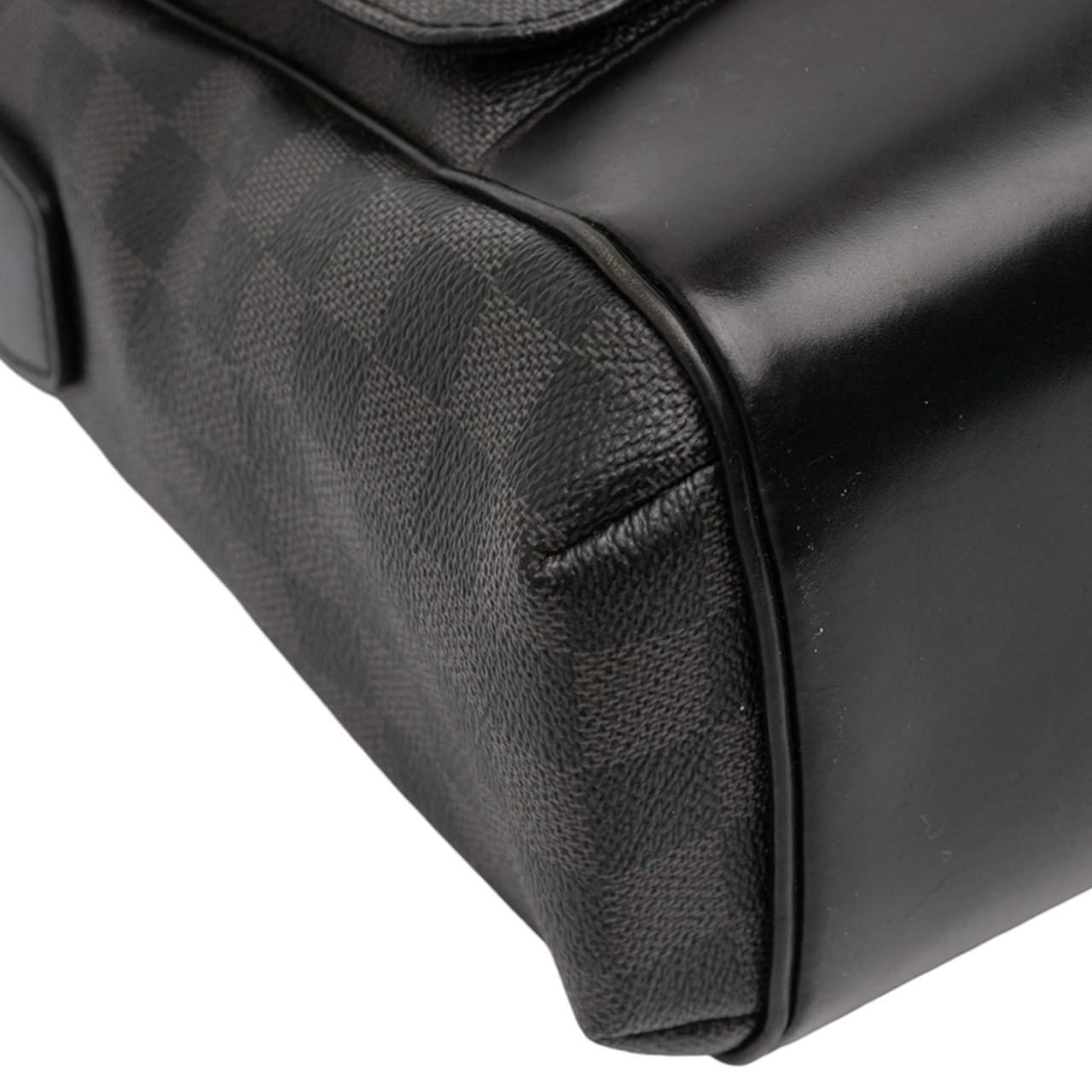 Louis Vuitton Damier Graphite Skyline Messenger MM Zwart