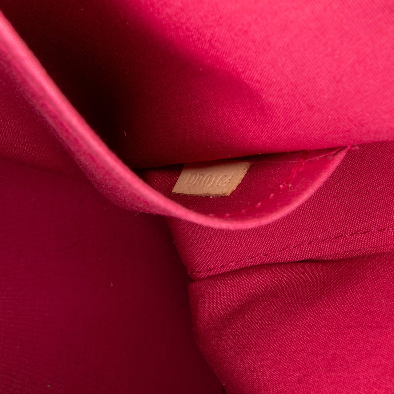 Louis Vuitton Monogram Vernis Brea MM Rood