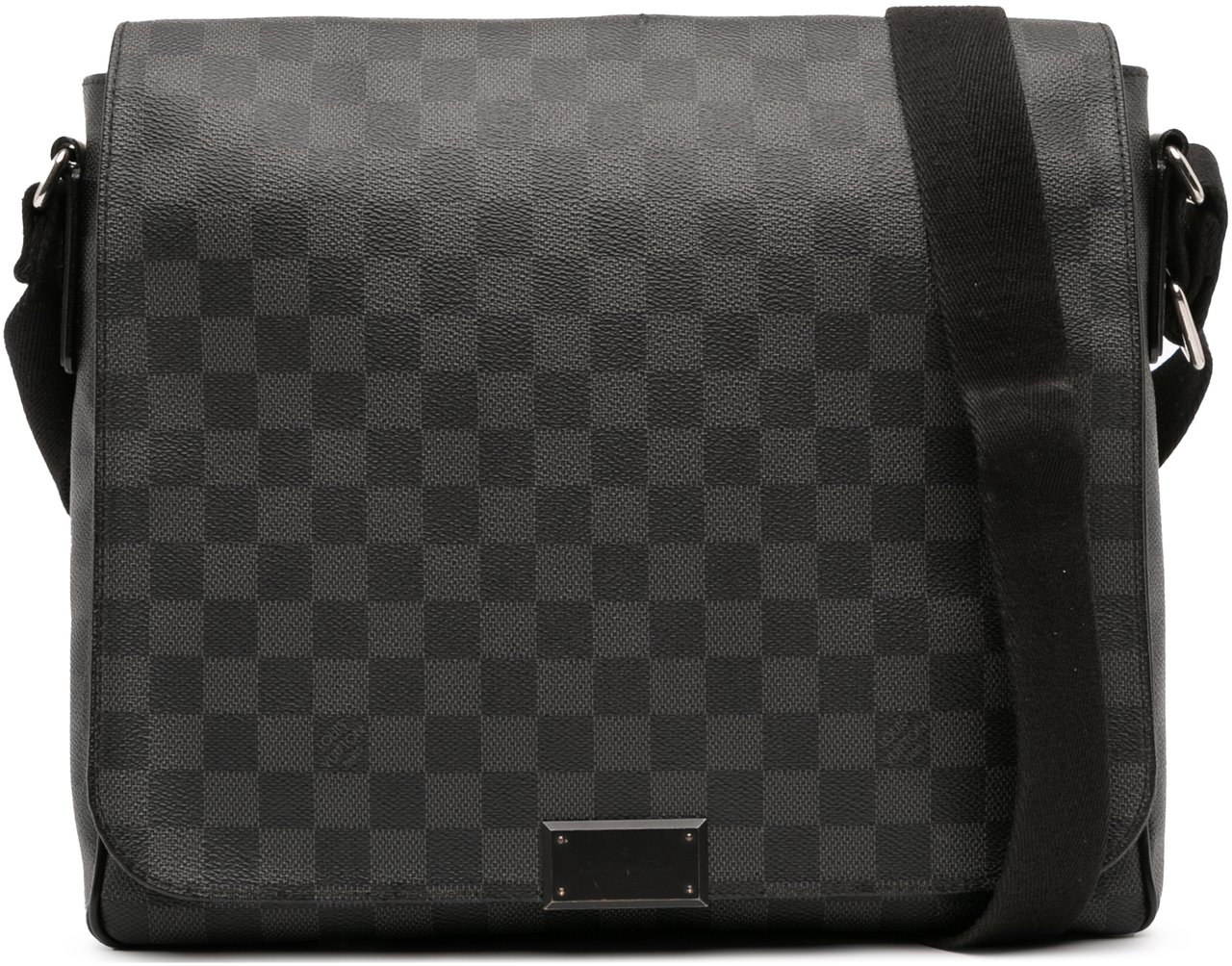 Louis Vuitton Damier Graphite District MM Zwart