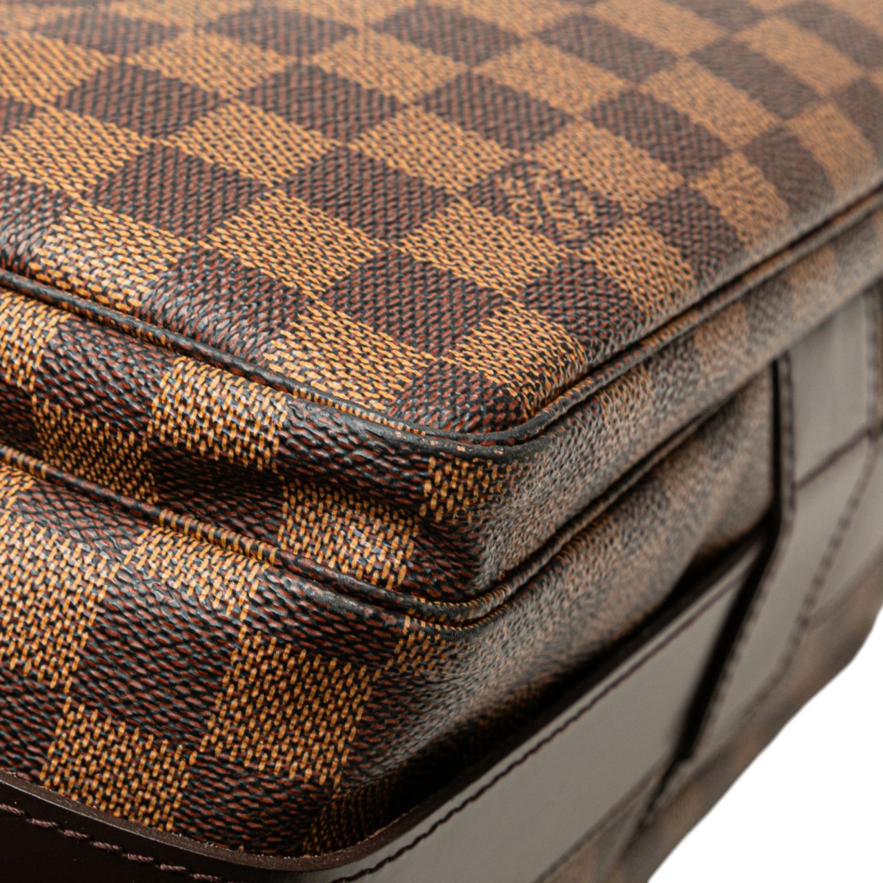 Louis Vuitton Damier Ebene Naviglio Bruin