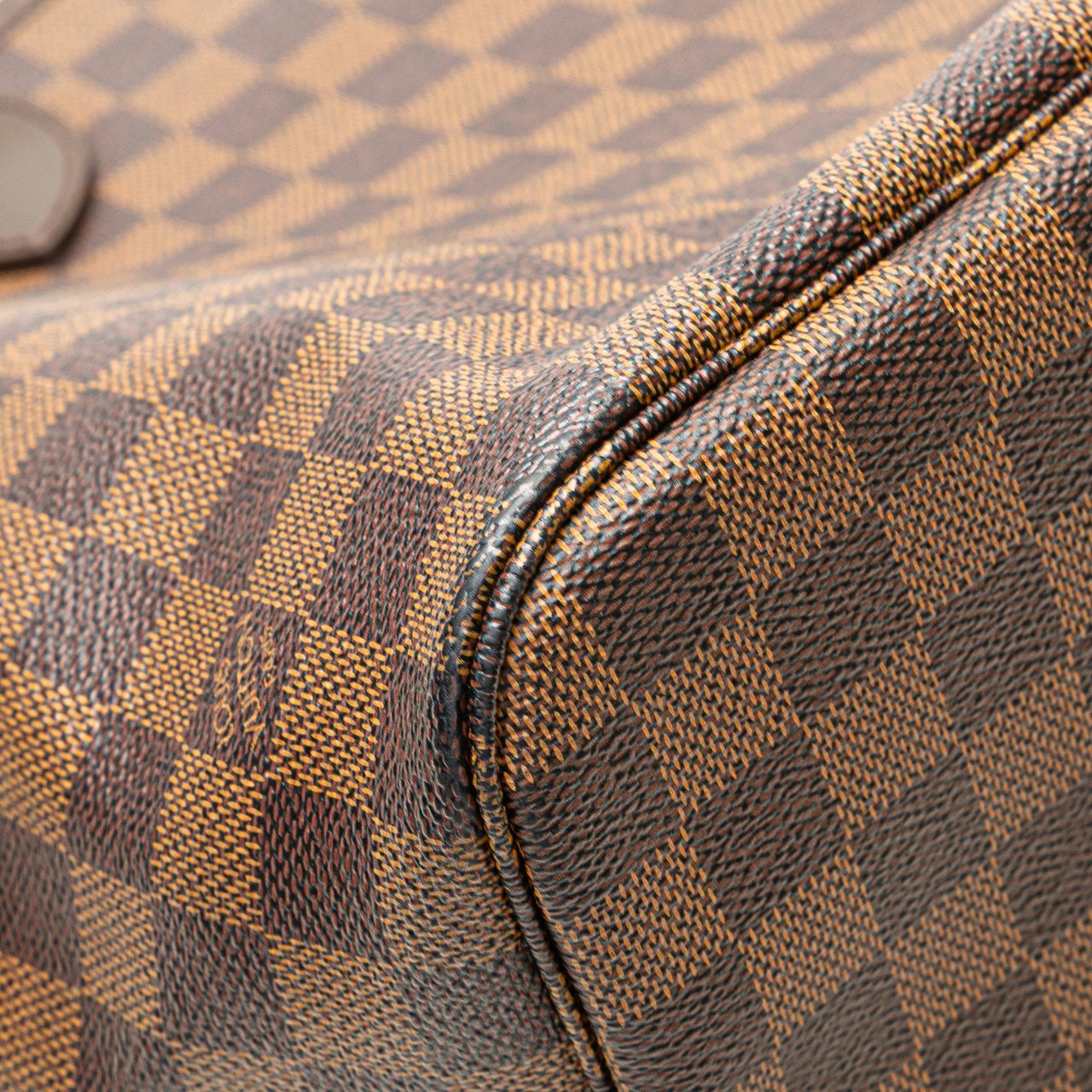 Louis Vuitton Damier Ebene Neverfull MM Bruin