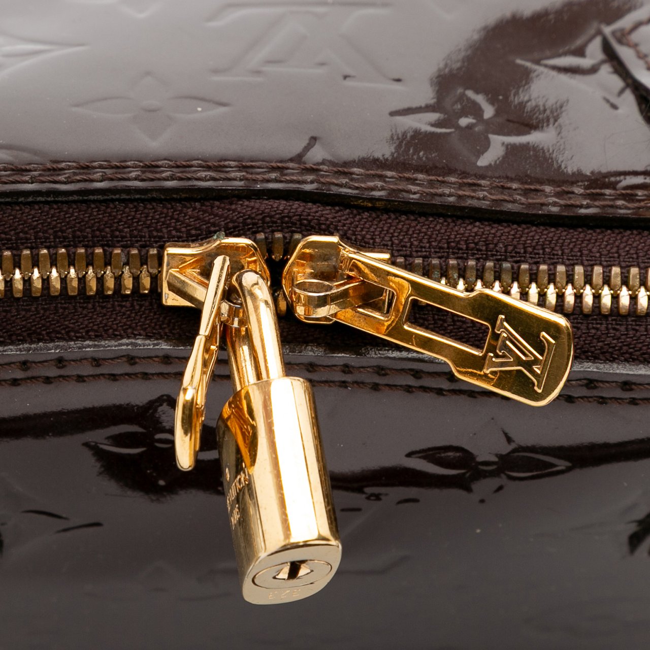 Louis Vuitton Monogram Vernis Alma MM Paars