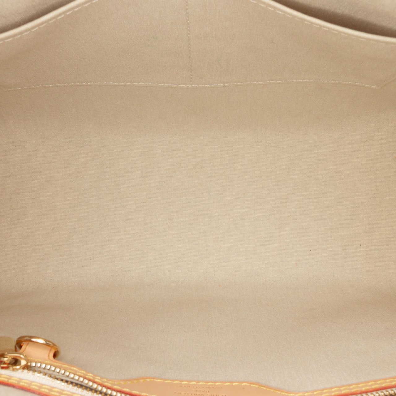 Louis Vuitton Monogram Vernis Brea MM Bruin