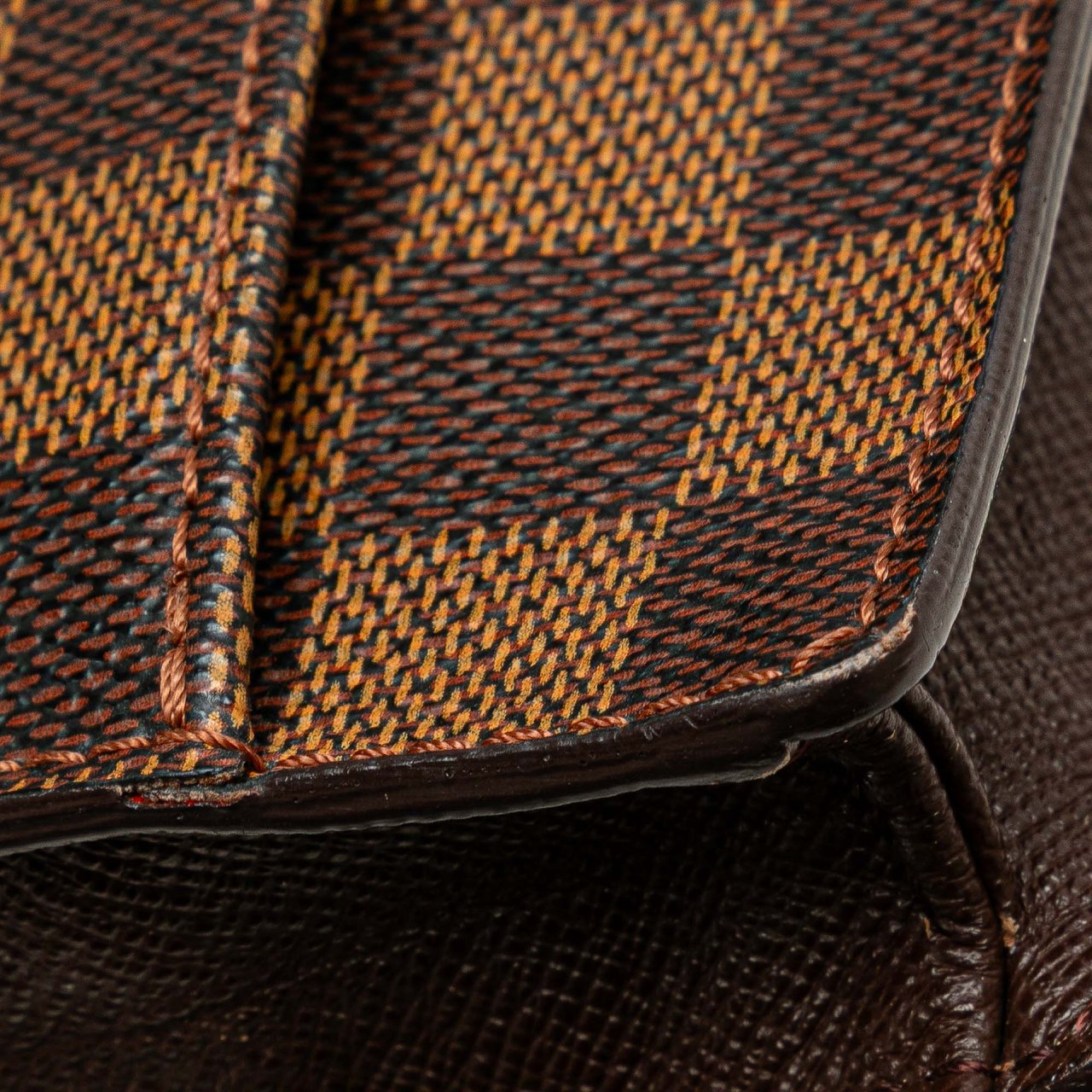 Louis Vuitton Damier Ebene Pimlico Bruin