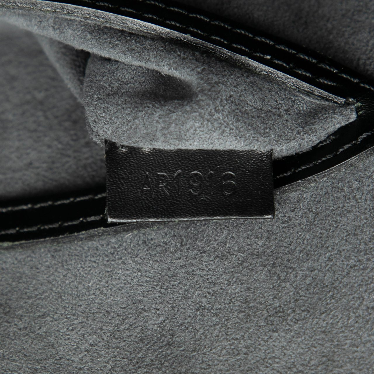 Louis Vuitton Epi Alma PM Zwart