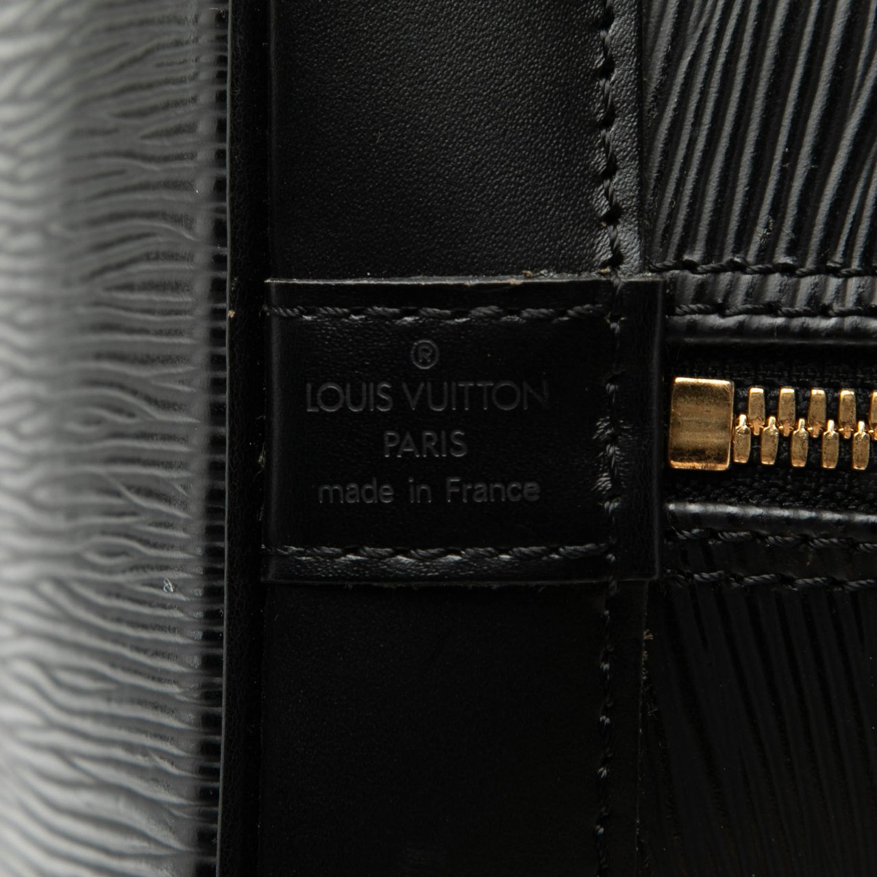 Louis Vuitton Epi Alma PM Zwart