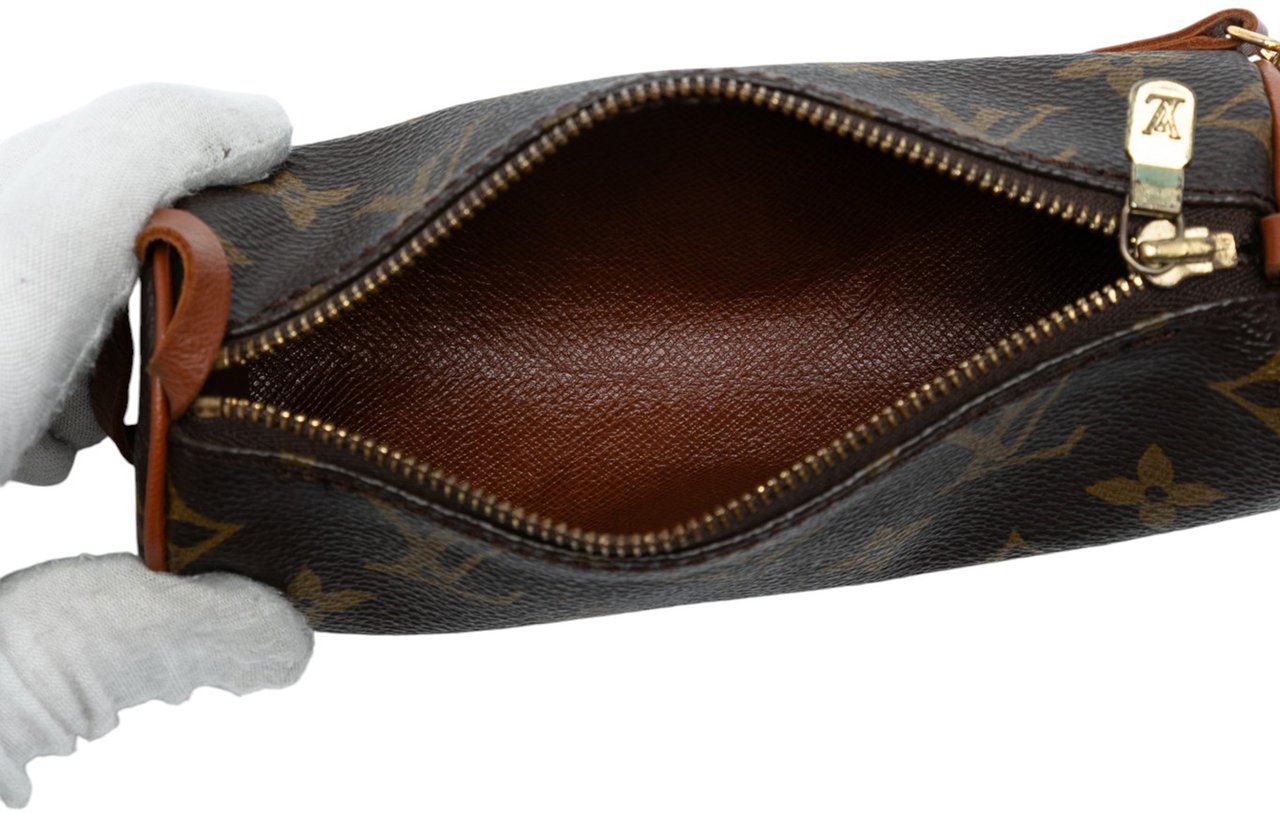 Louis Vuitton Monogram Papillon Pochette Bruin