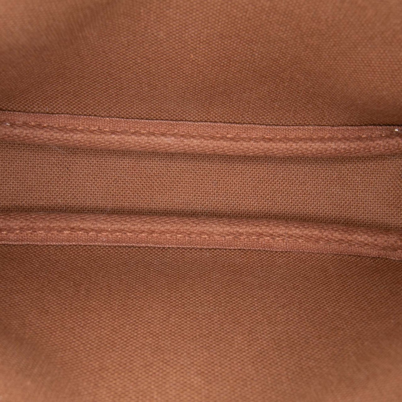 Louis Vuitton Monogram Mini Pochette Accessoires Bruin
