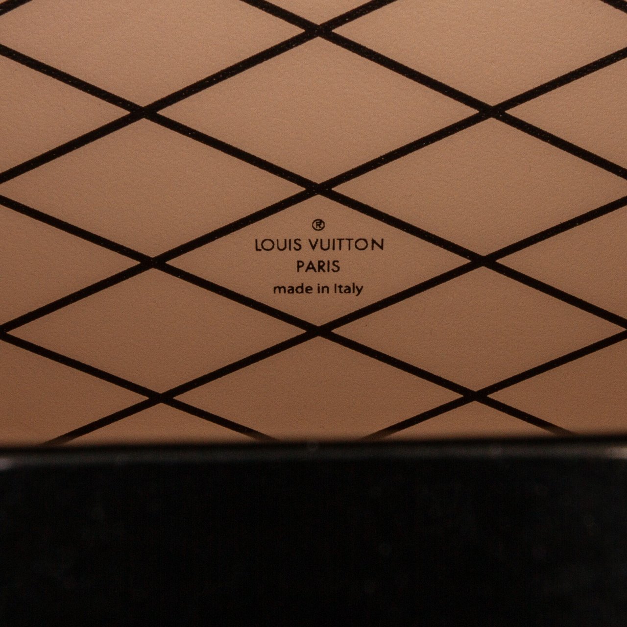 Louis Vuitton Sequins Petite Malle Zwart