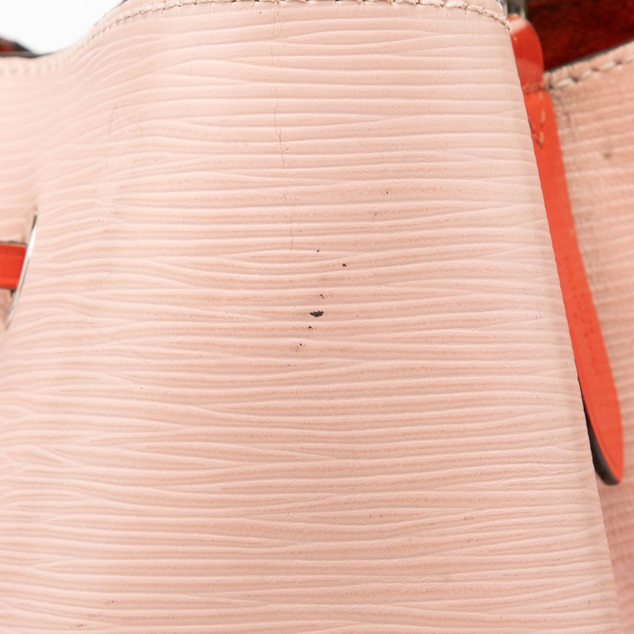 Louis Vuitton Epi Neonoe MM Roze