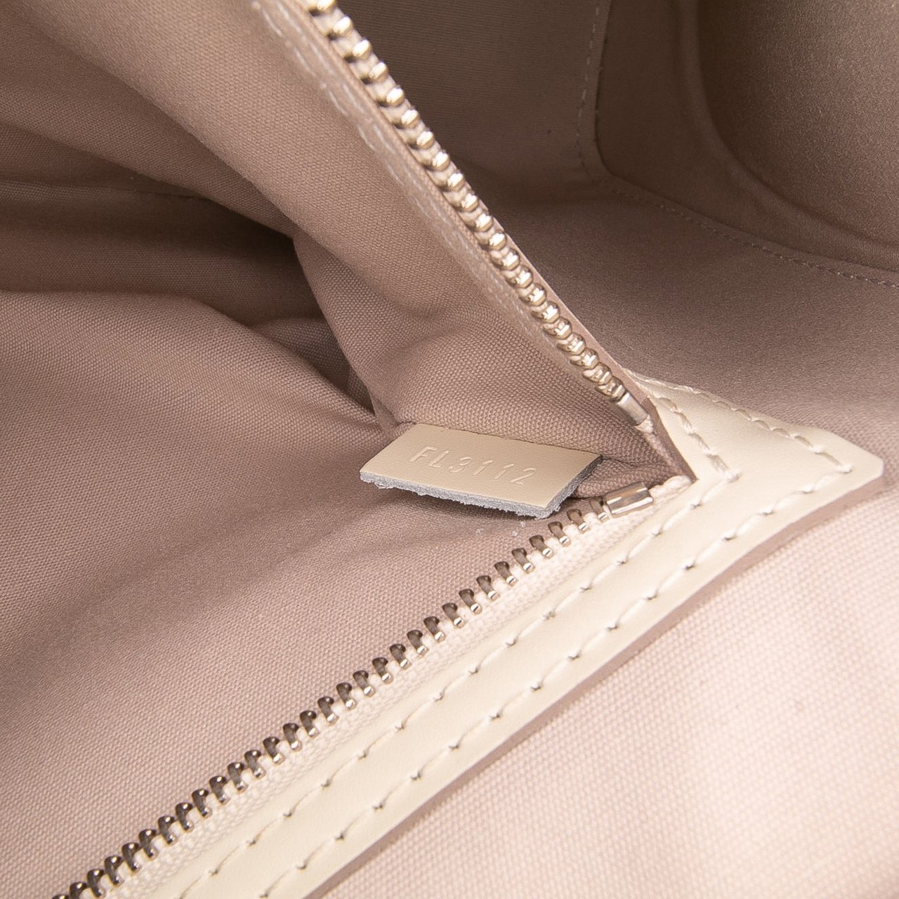 Louis Vuitton Epi Brea MM Bruin