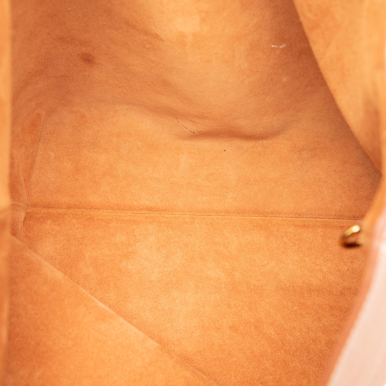 Louis Vuitton Grained Calfskin Low Key Cabas MM Bruin