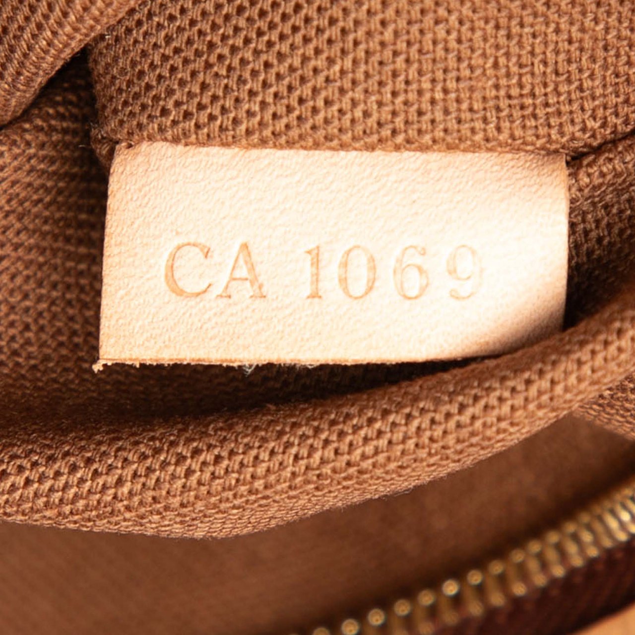 Louis Vuitton Monogram Batignolles Horizontal Bruin