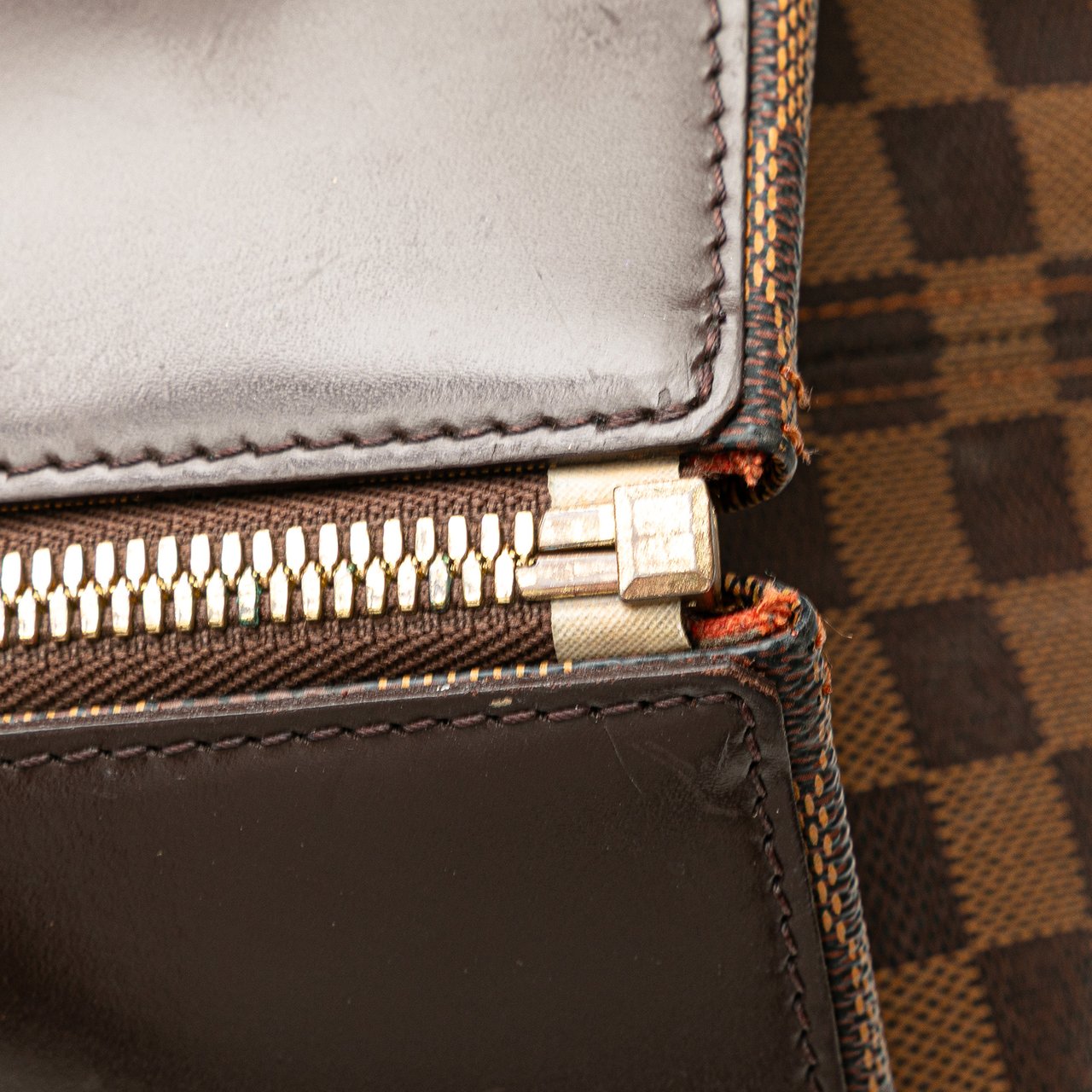 Louis Vuitton Damier Ebene Greenwich PM Bruin