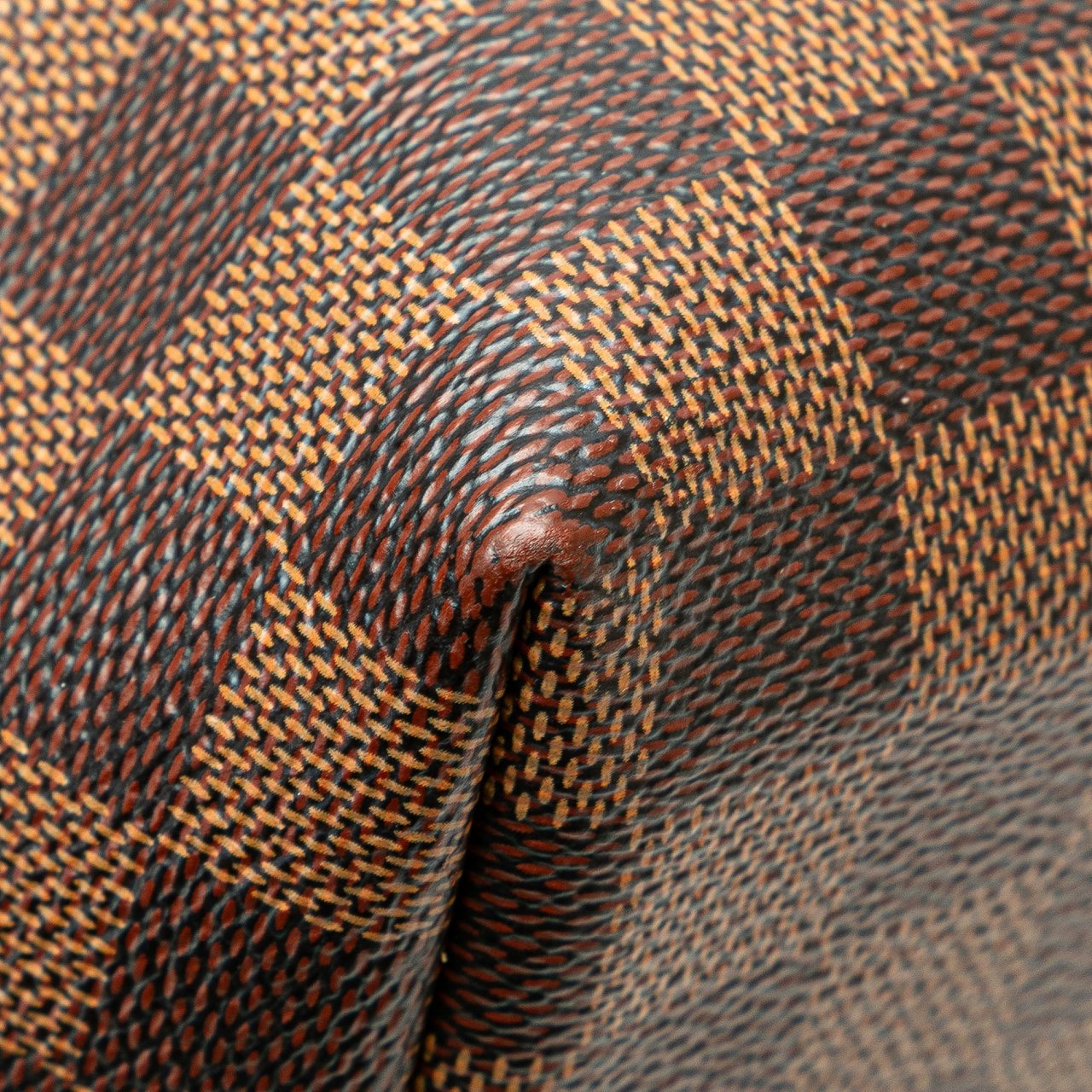 Louis Vuitton Damier Ebene Clapton Bruin