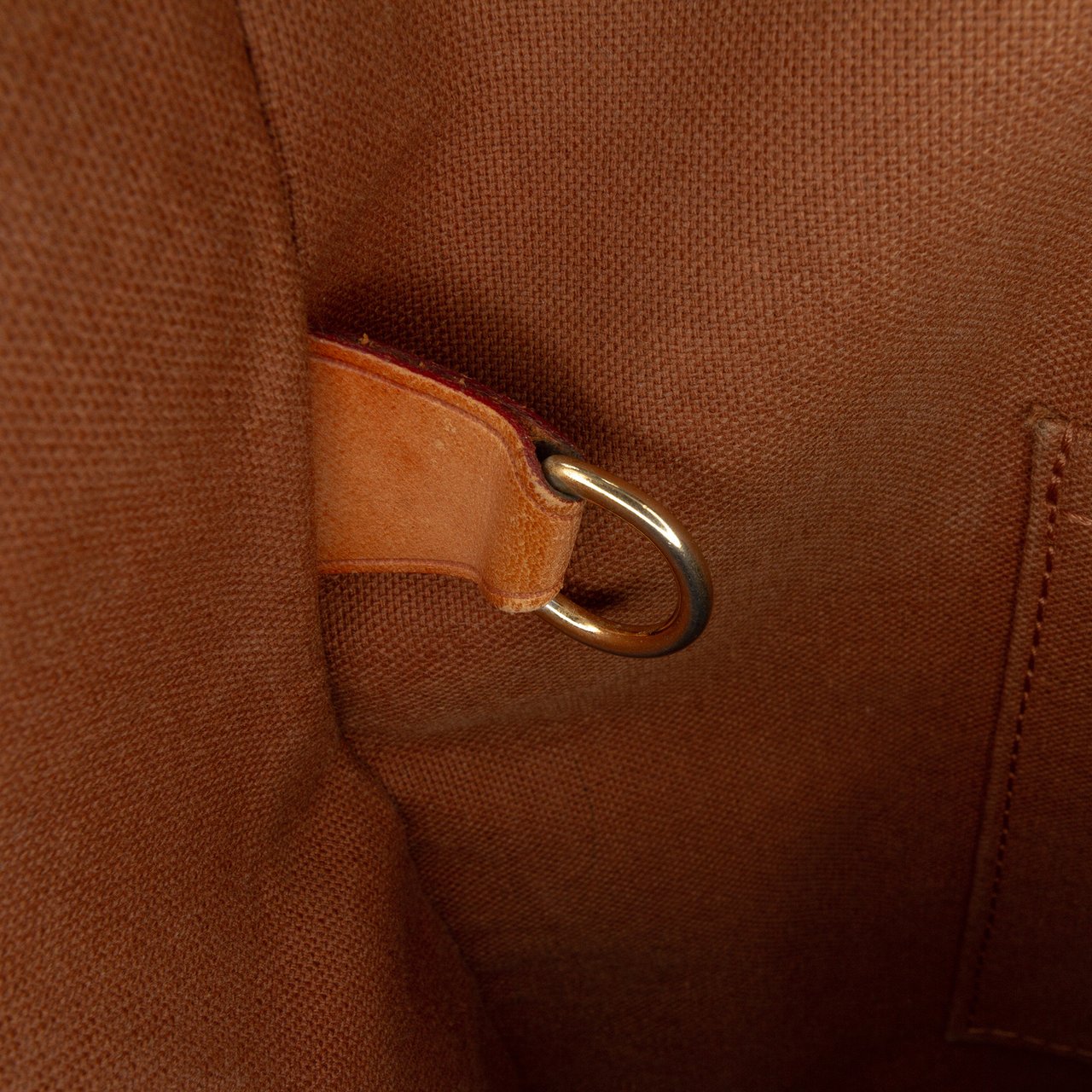 Louis Vuitton Monogram Totally MM Bruin