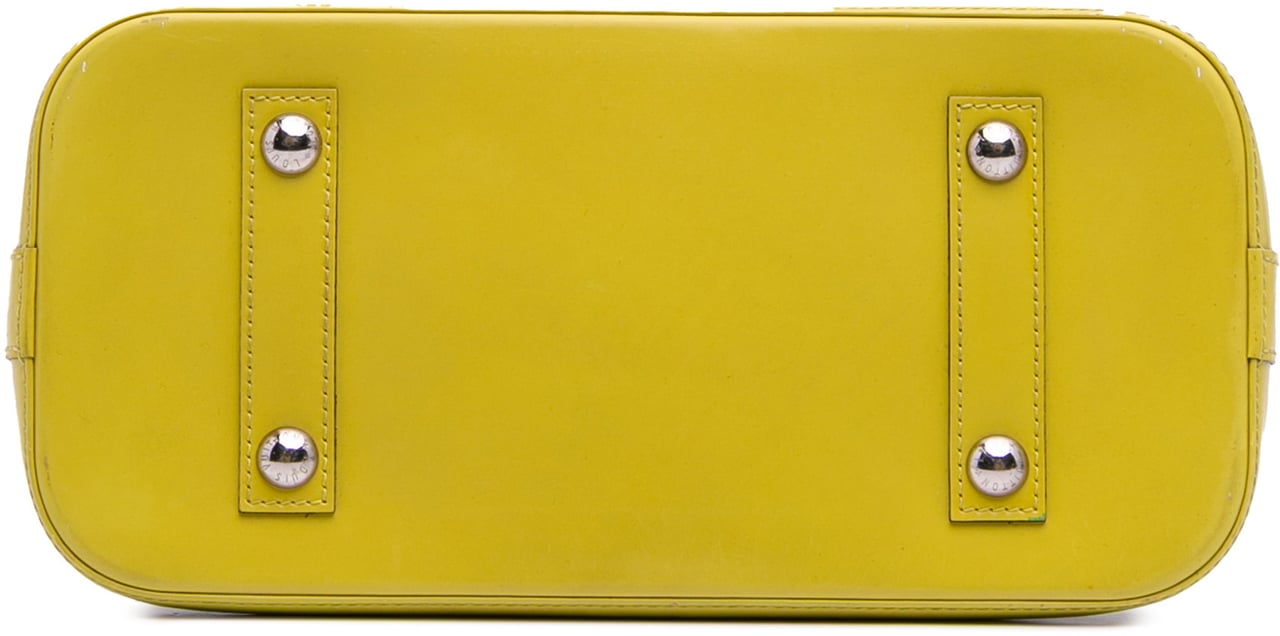 Louis Vuitton Epi Alma PM Geel