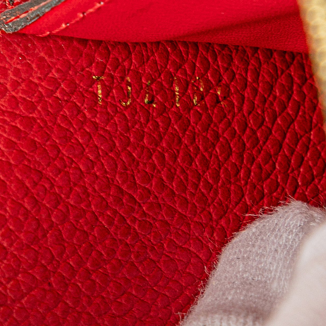 Louis Vuitton Monogram Empreinte Saint Germain Pochette Rood