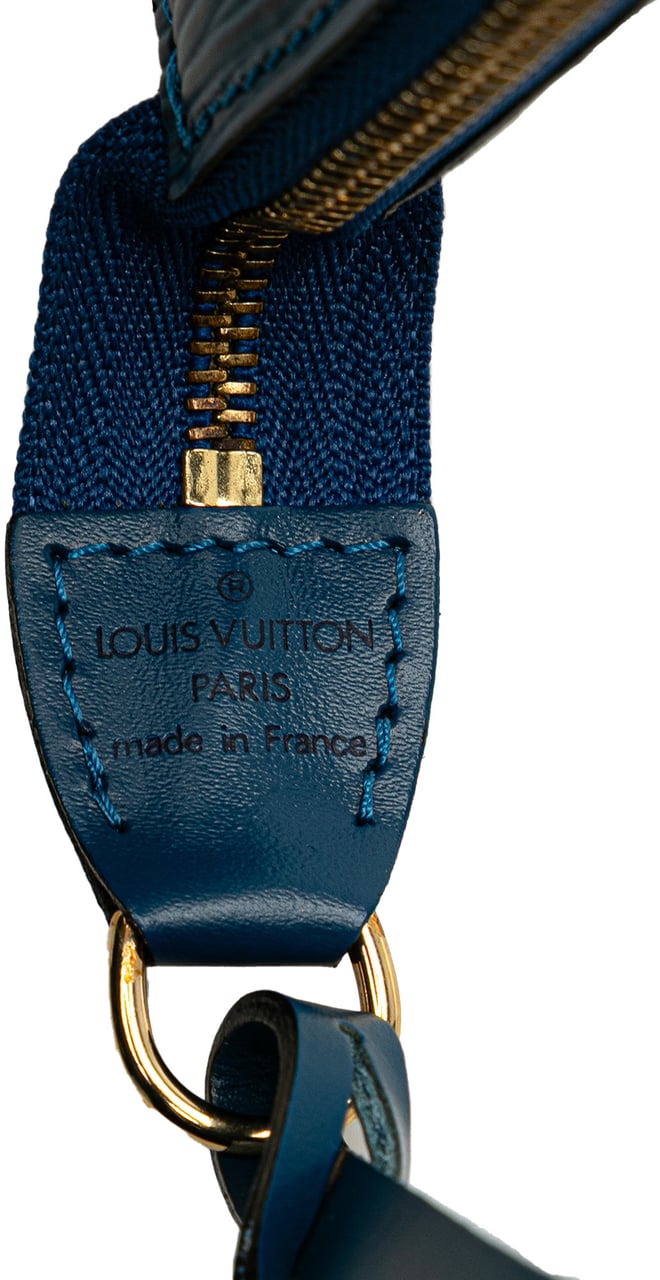 Louis Vuitton Epi Pochette Accessoires Blauw